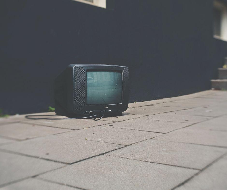 Advertising-spend Advertising-spend